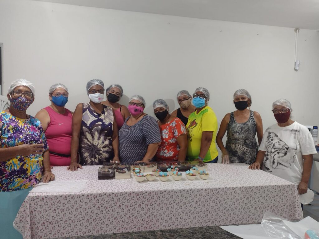 Aprender para empreender: CMV realiza oficina de chocolate