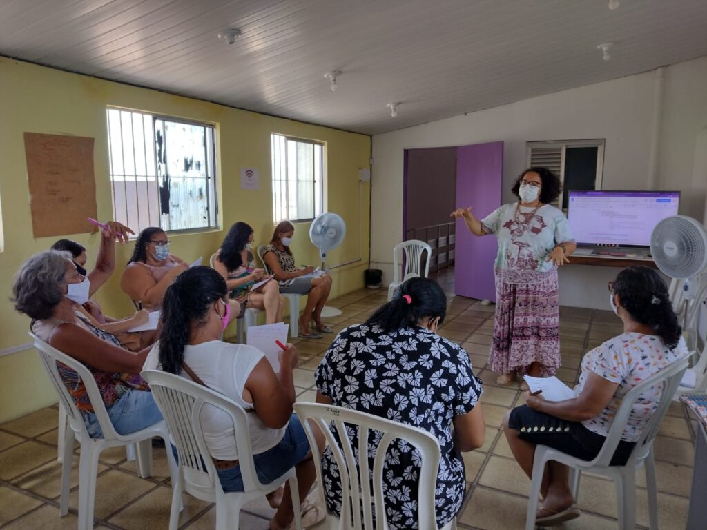 Tarde de sexta para dialogar sobre Empreendedorismo e pensar habilidades criativas